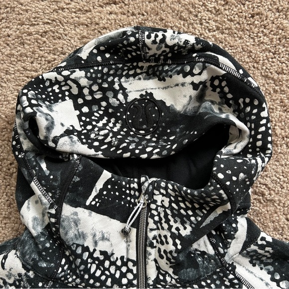 Lululemon Scuba Hoodie 3 Full Zip Black White Static Mist Jacket Size 6 - Picture 12 of 16